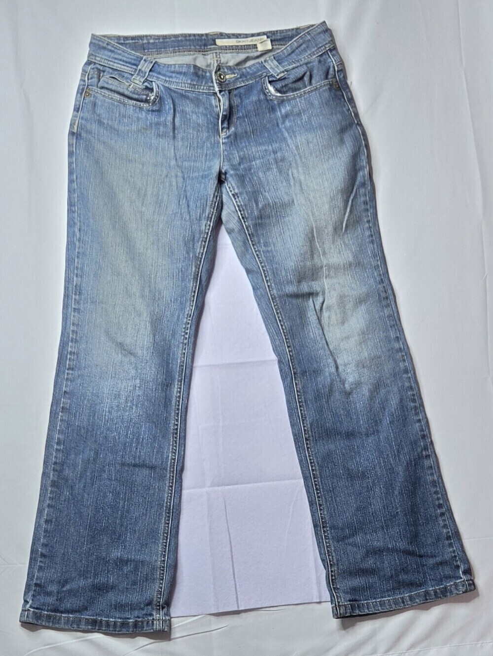 Vintage Y2K DKNY East Village Flare Jeans Women's Size 8 Regular Stretch Blue